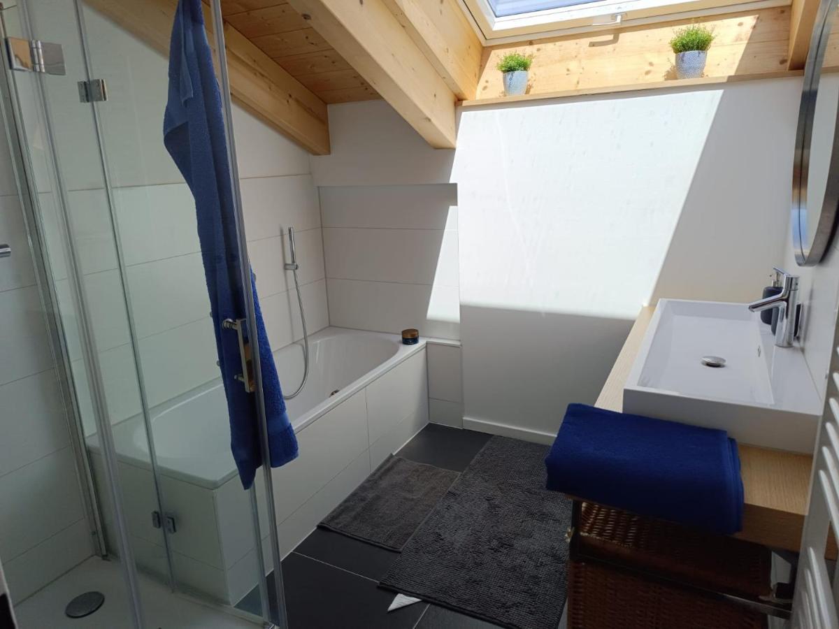 Apartment Unterm Dach Mit Kleinem Seeblick Münsing Buitenkant foto